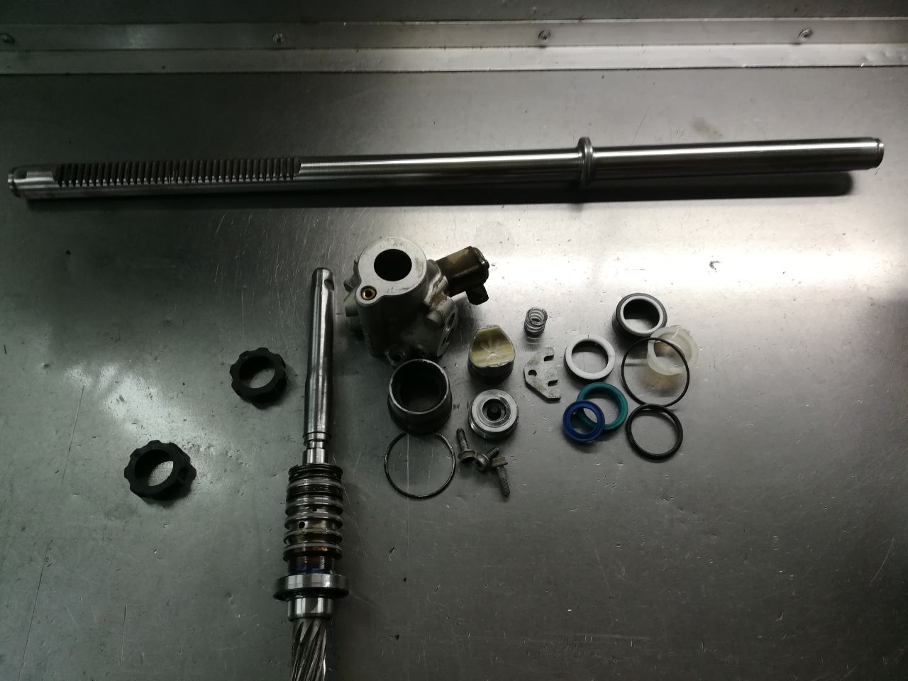 ремонт рулевых реек Volvo